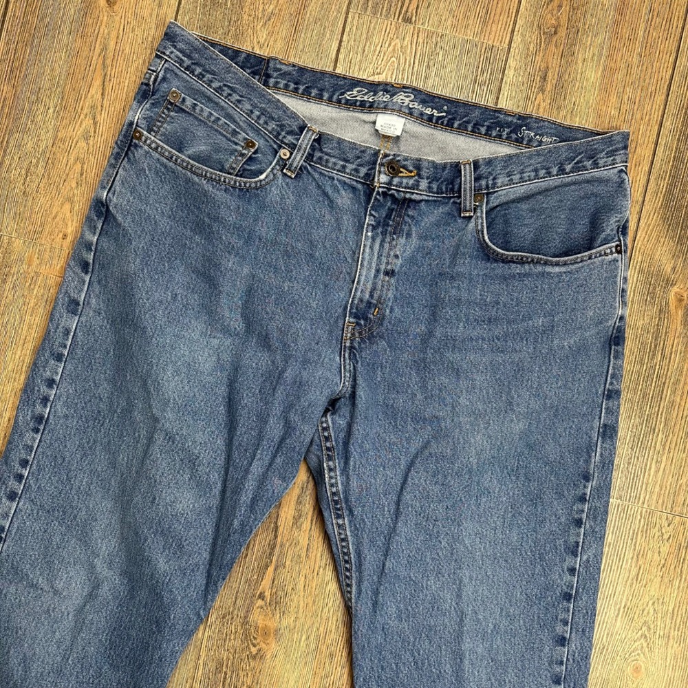 Eddie Bauer Mens Straight Fit Jeans Size 40x30 Blue Medium Wash Denim Pants